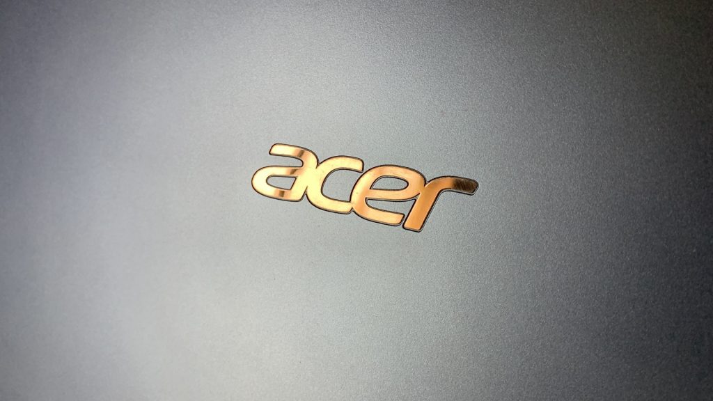 Review Acer Swift 5 sau 3 năm sử dụng - Nhẹ nhưng đánh đổi nhiều