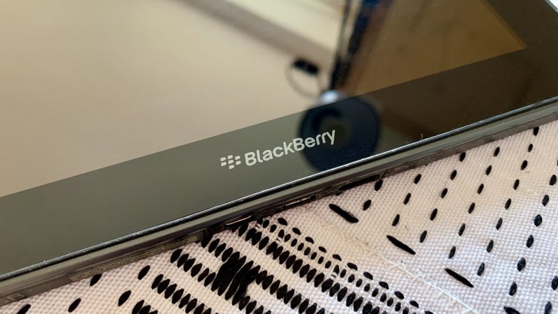 BlackBerry Playbook 2022 còn làm được gì