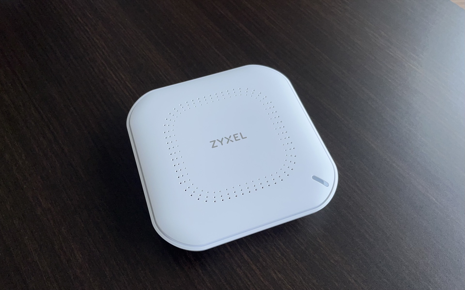 Đánh giá nhanh Zyxel NWA50AX - Access Point Wifi 6